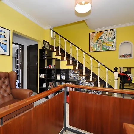 House With 5 Bedrooms In With Wonderful City View Enclosed Garden And Wifi Lisboa