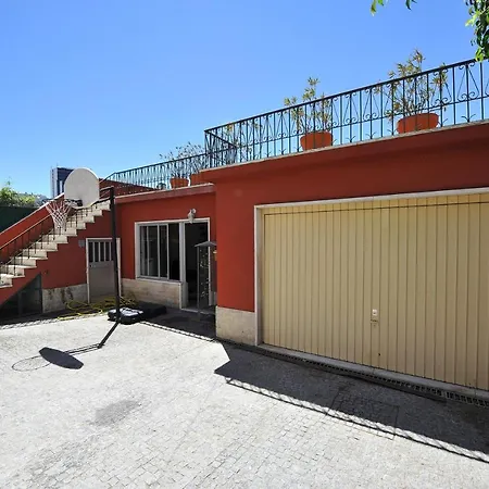 House With 5 Bedrooms In With Wonderful City View Enclosed Garden And Wifi * Lisboa